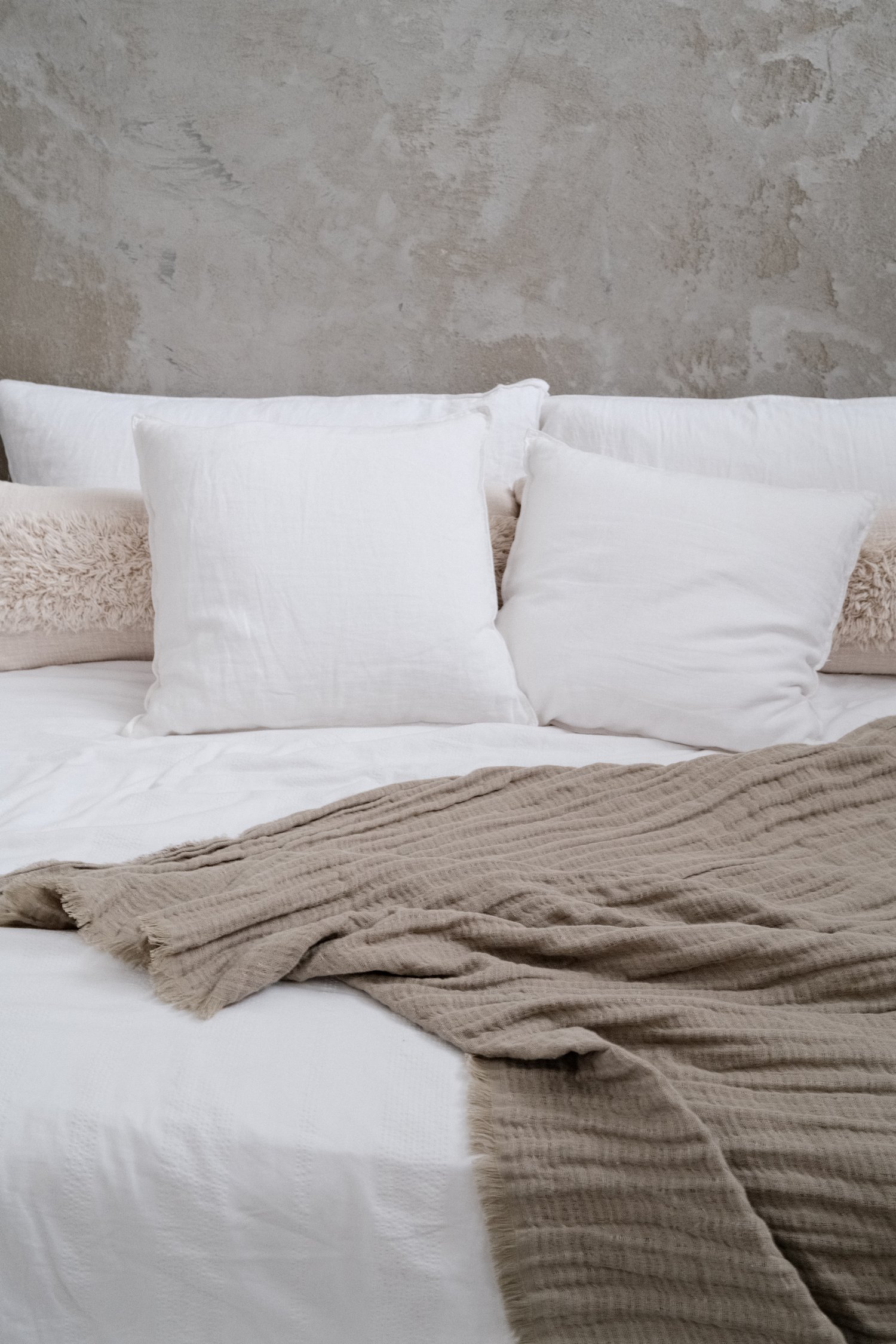 Kun uni ei tule ja rauhoittuminen on vaikeaa — työkaluja ja lohdun ajatuksia unettomalle